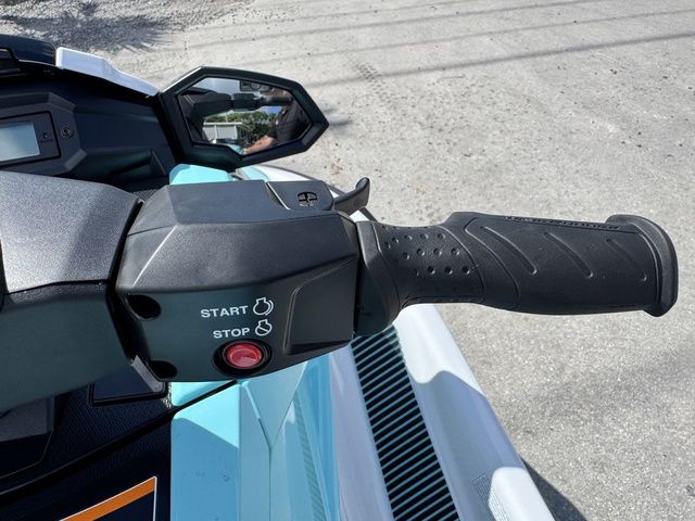 2026 Yamaha WaveRunner VX - 12