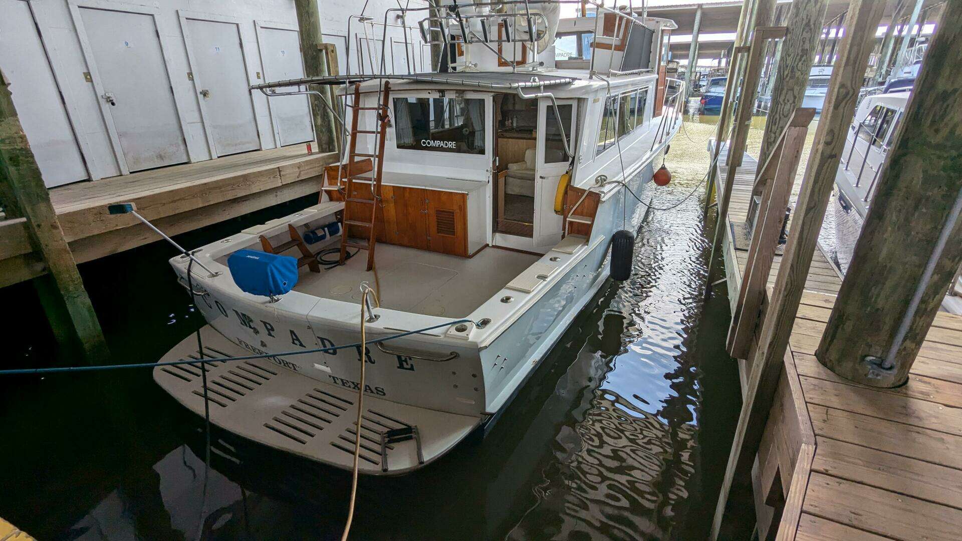 1966 Hatteras — - Image 27