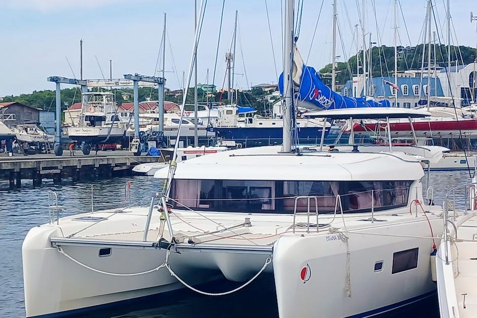 2020 Lagoon 42