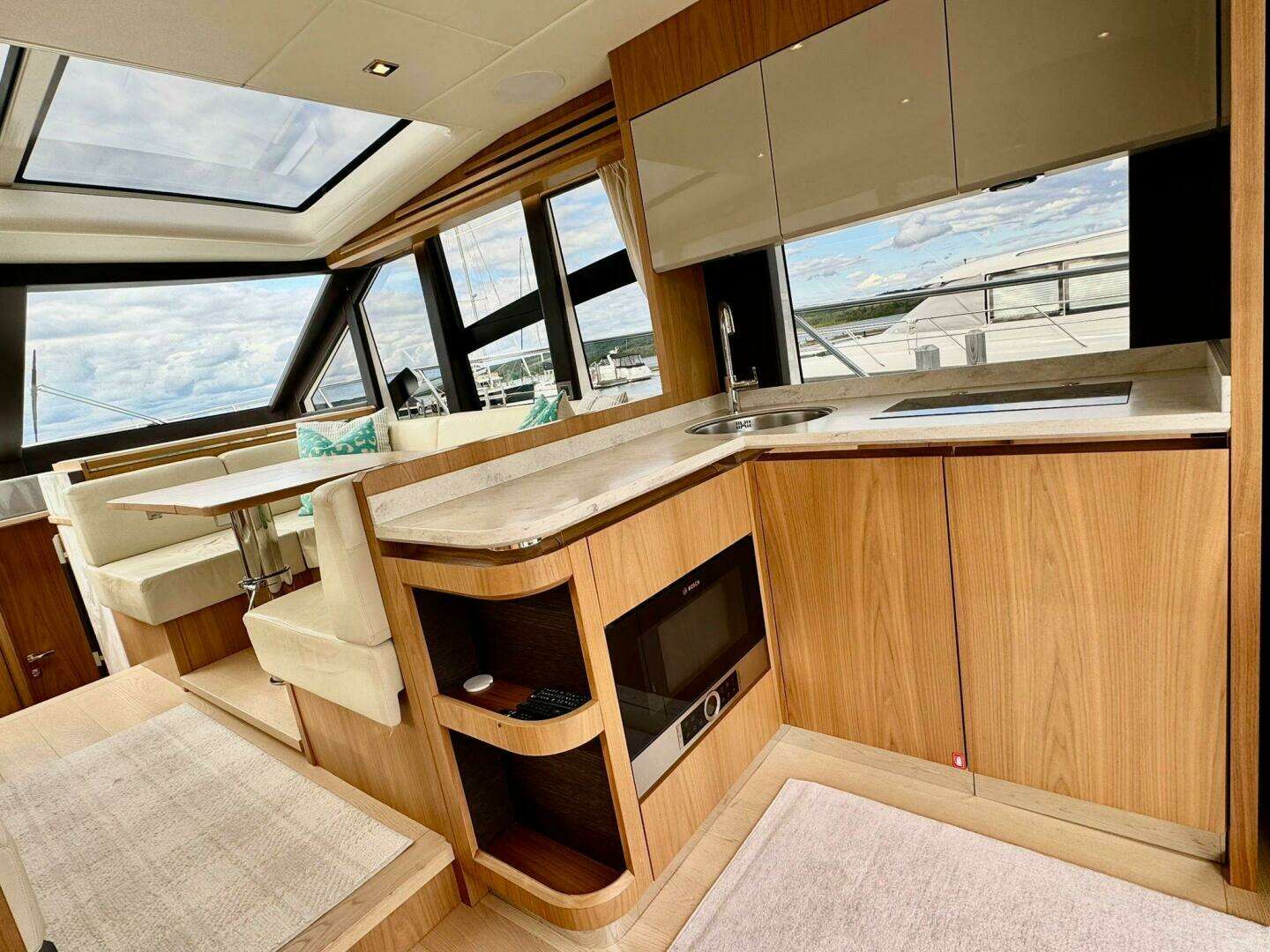 2016 Absolute 45 Sport Yacht - Image 40