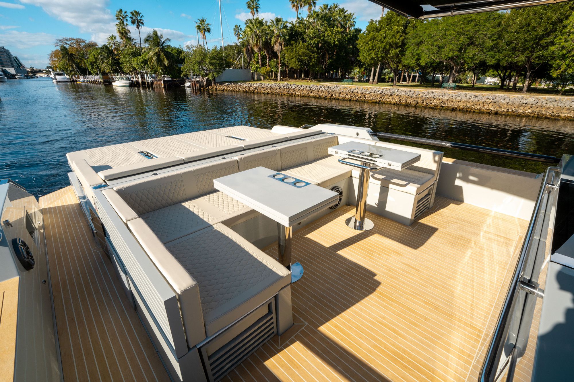 2025 De Antonio Yachts D50 OPEN - 15