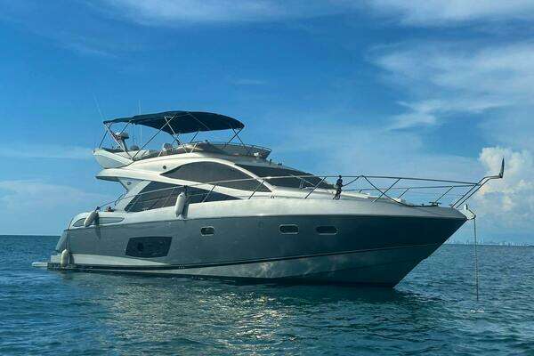 2013 Sunseeker Sunseeker Manhattan 53