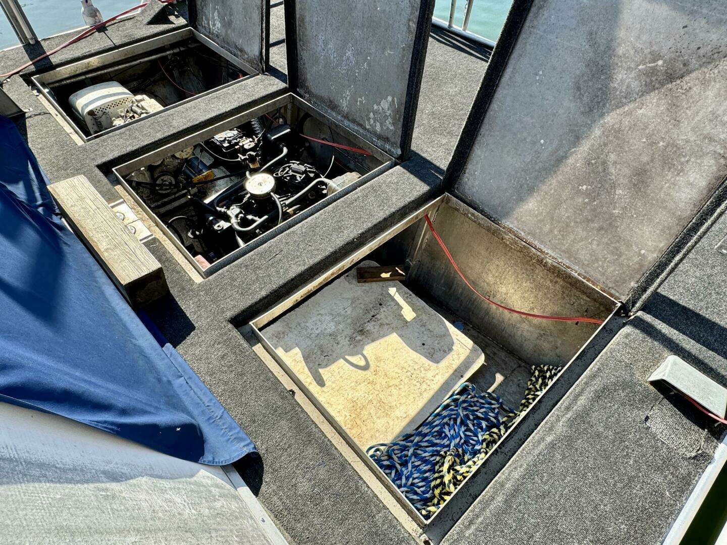 1977 Sumerset 14 x 58 Aluminum Hull Houseboat with Catwalks - Image 72
