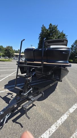 2025 Manitou 26' Explore 6' Max Deck With Dual 150hp Motors - 87