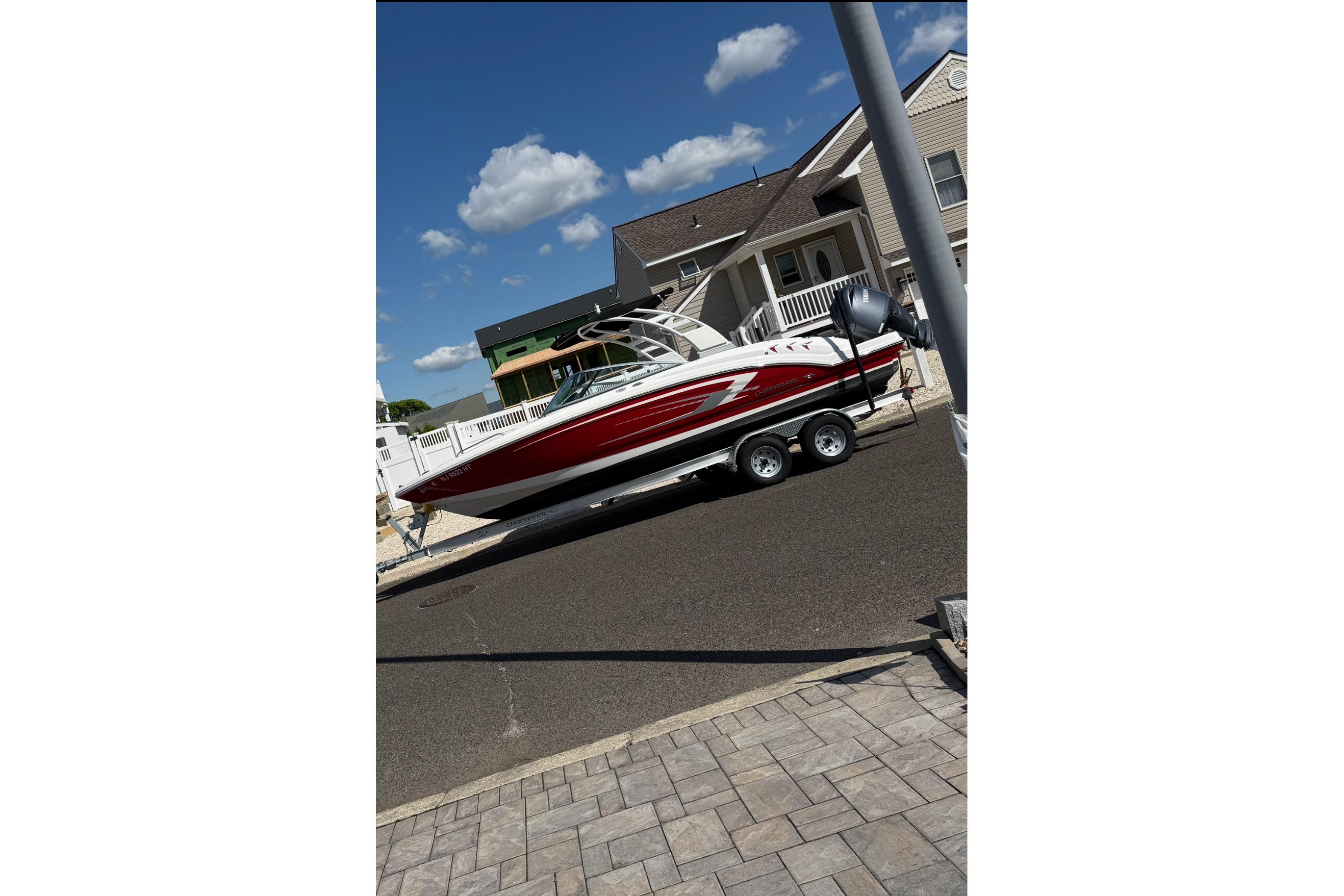 2024 Chaparral 23 SSi OB