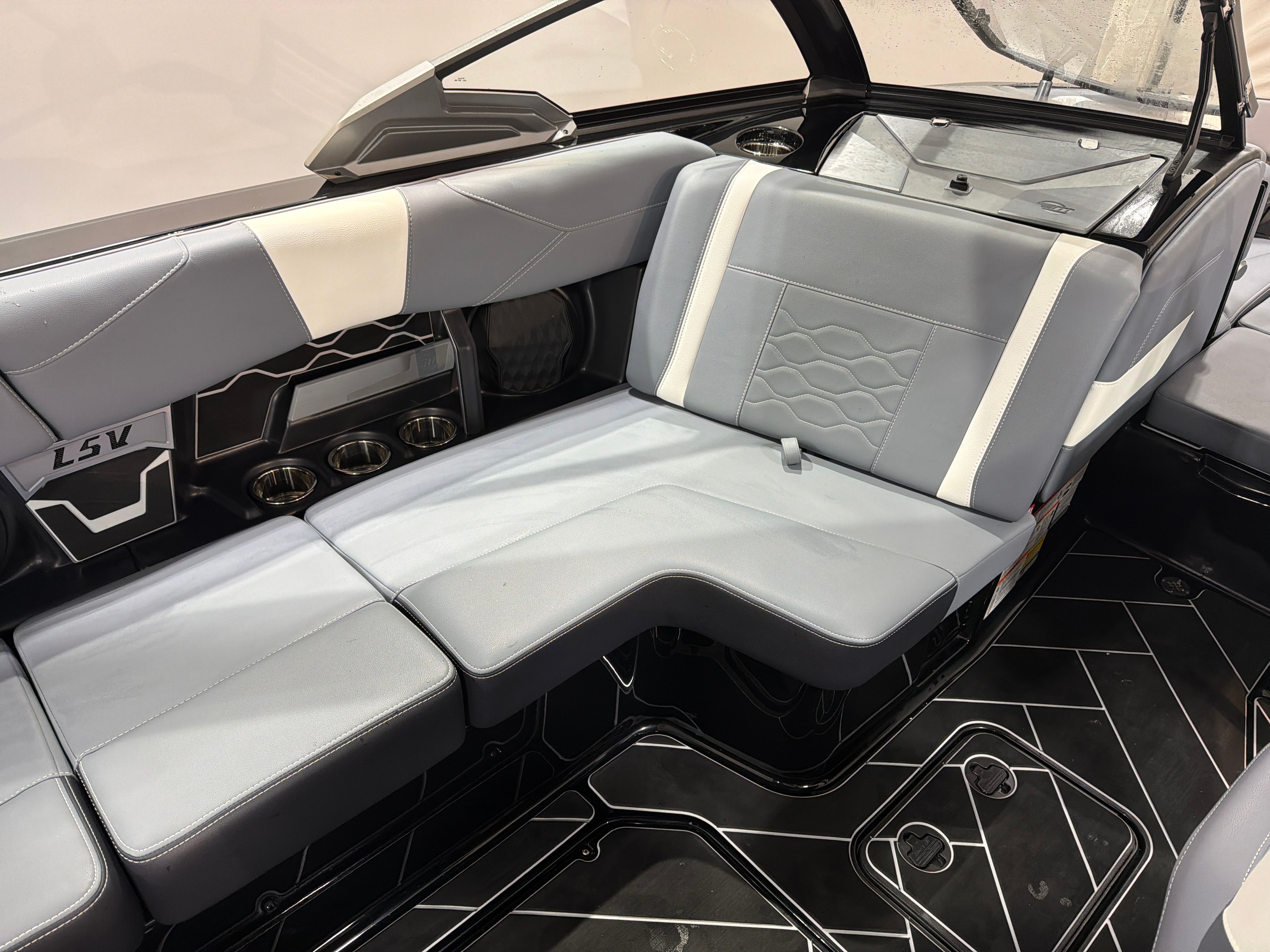 2026 Malibu Wakesetter 23 LSV - 10