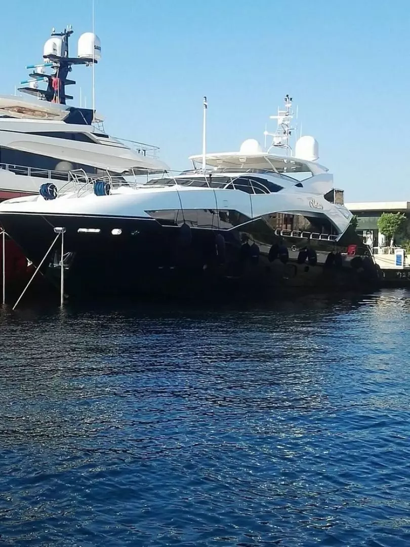 2011 Sunseeker Yacht - Image 6