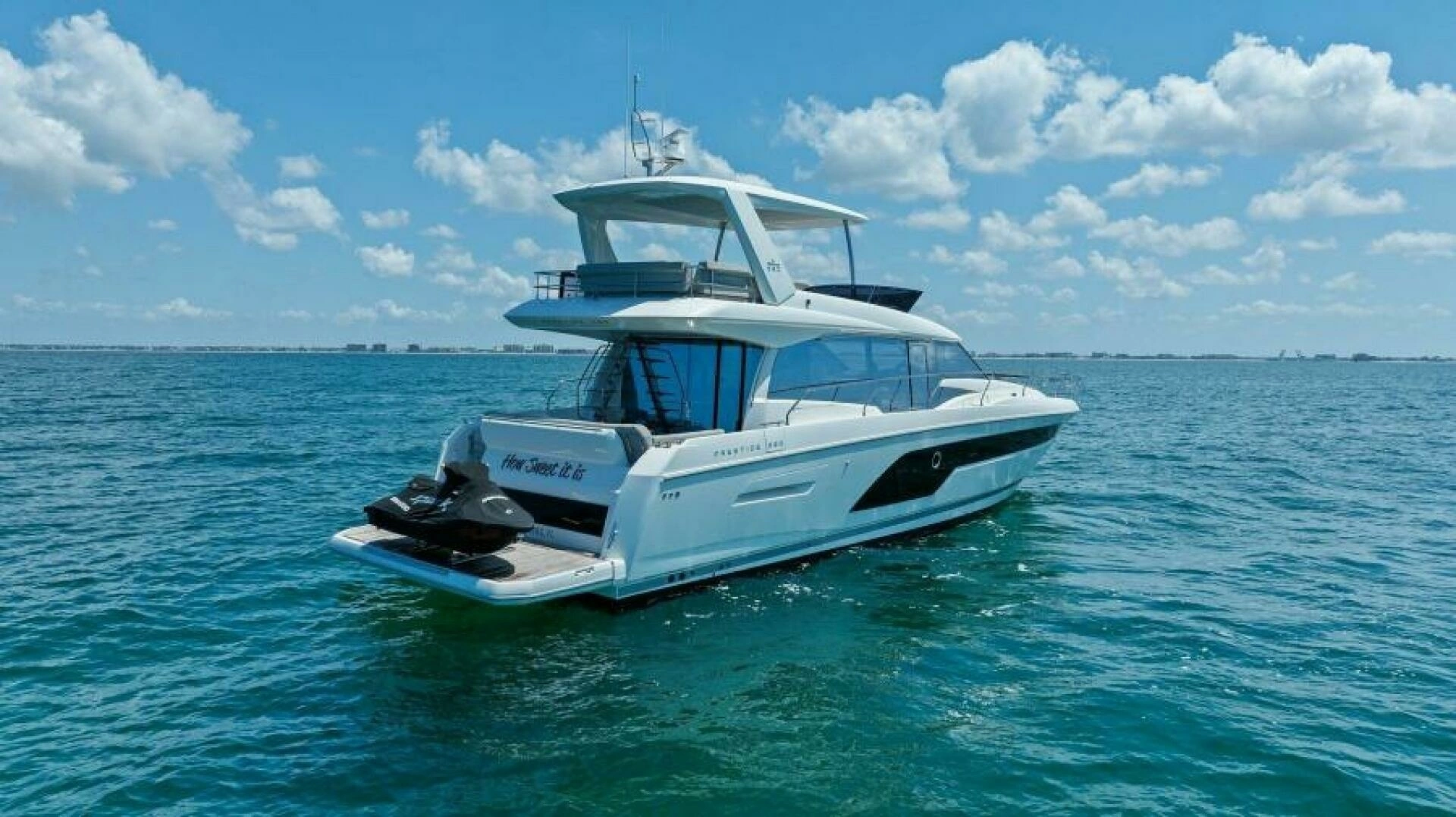 2022 Prestige 590 Flybridge - Image 67