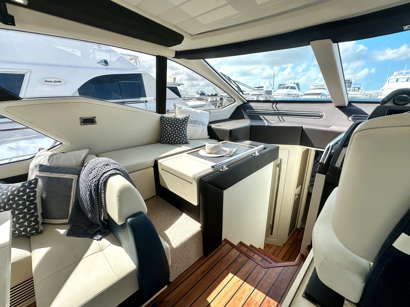 2015 Azimut 55S - Image 23
