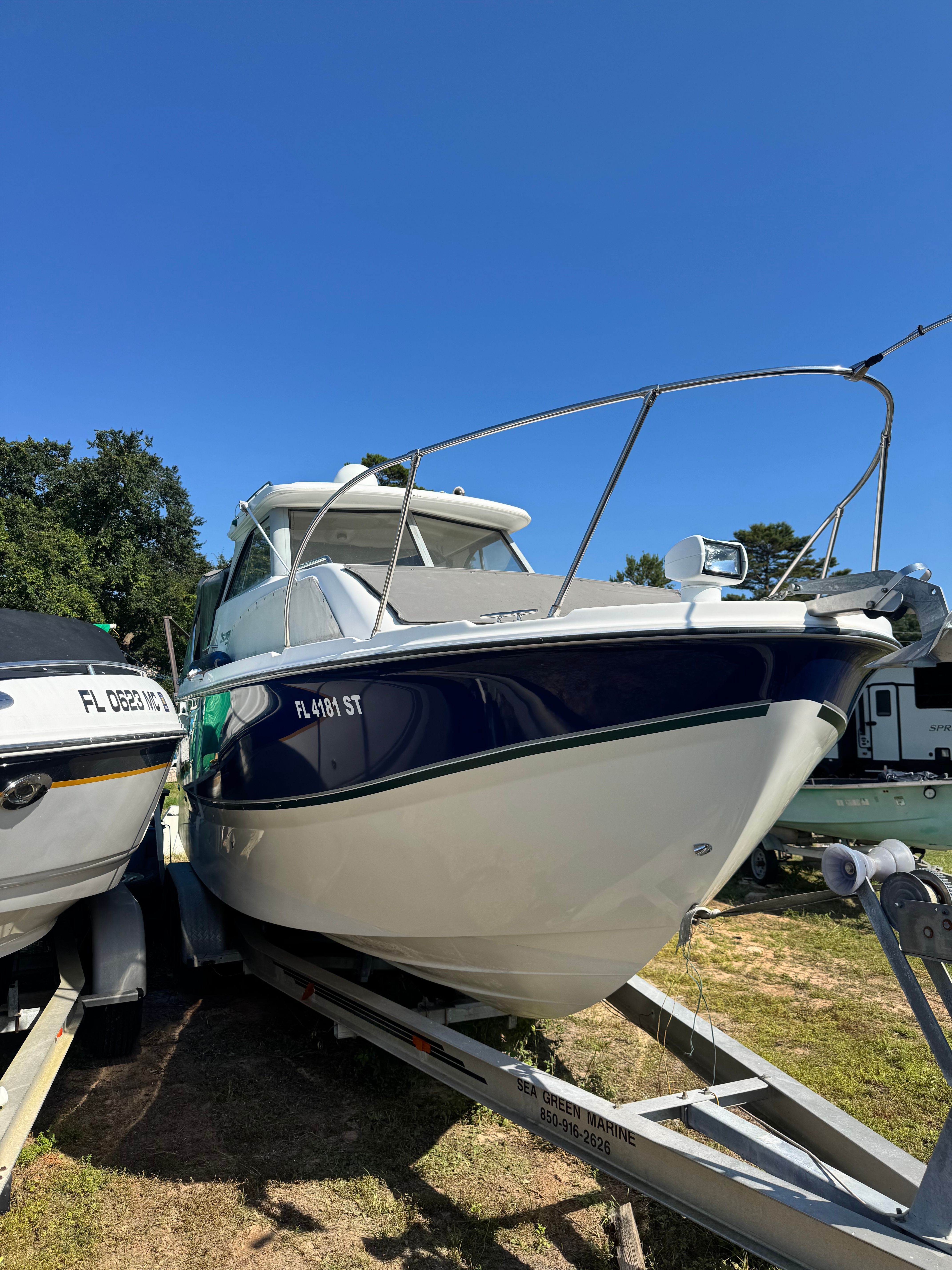 2007 Bayliner Discovery 246 - 4