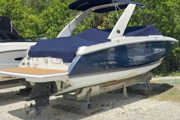 2018 Regal FasDeck