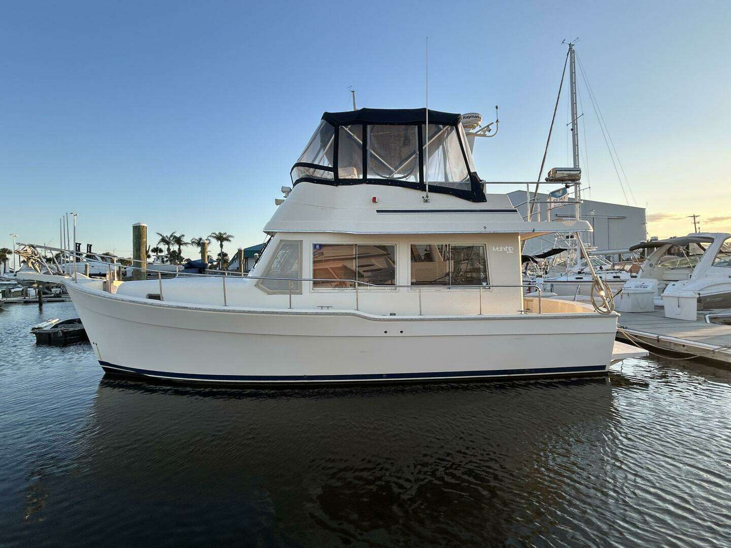 2005 Mainship — - Image 46