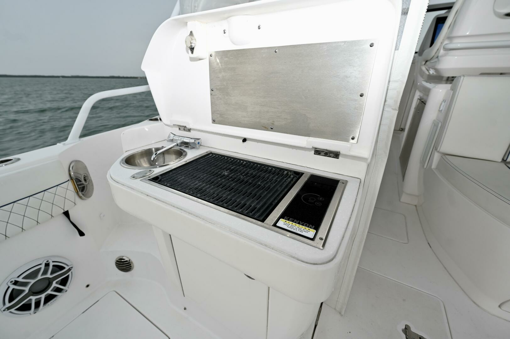 2021 Intrepid 438 Evolution - Image 15