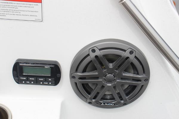 2023 Scarab 255 Open ID boat audio system with JL Audio speaker.