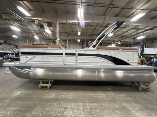 2026 Bennington S Quad Bench 22 SSR Tritoon - 5