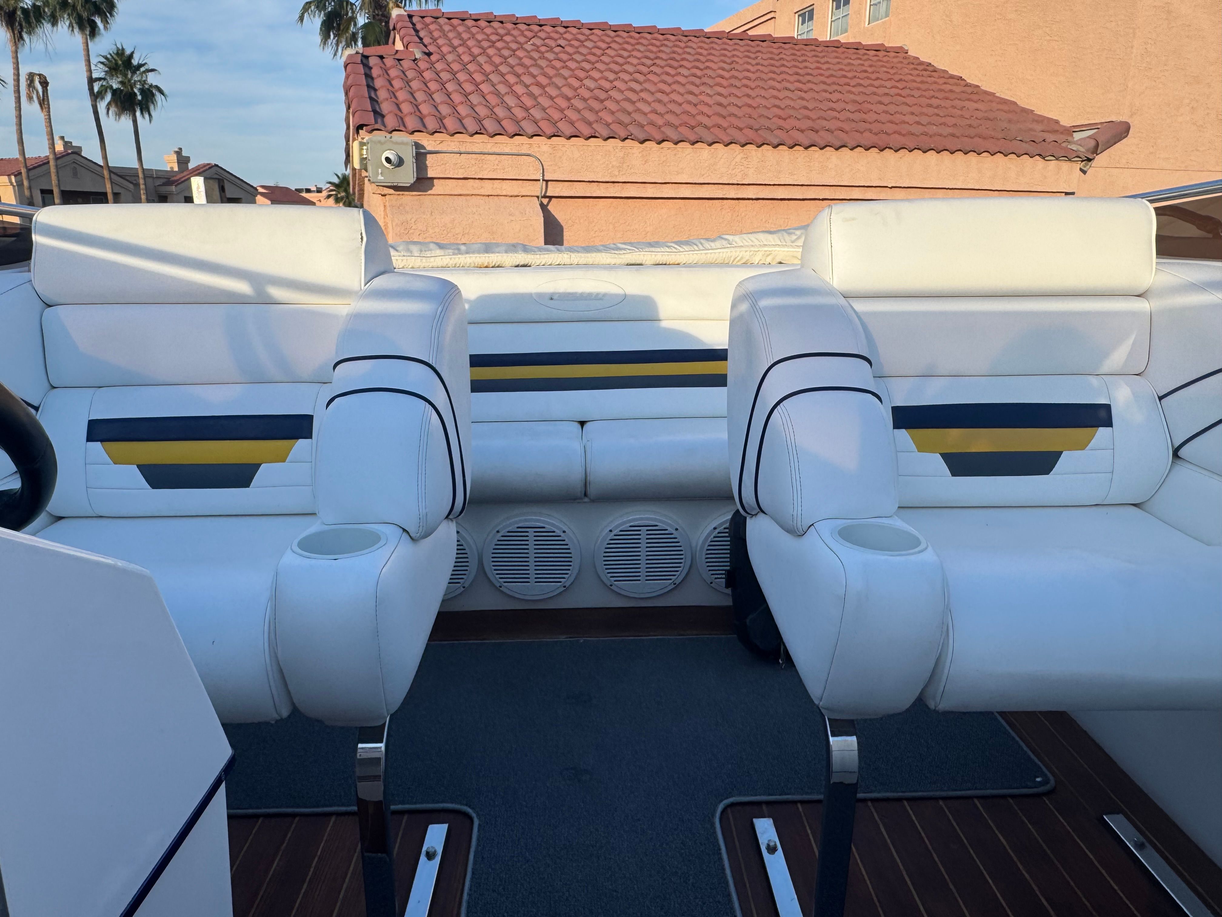 2001 Hallett 30T - 28