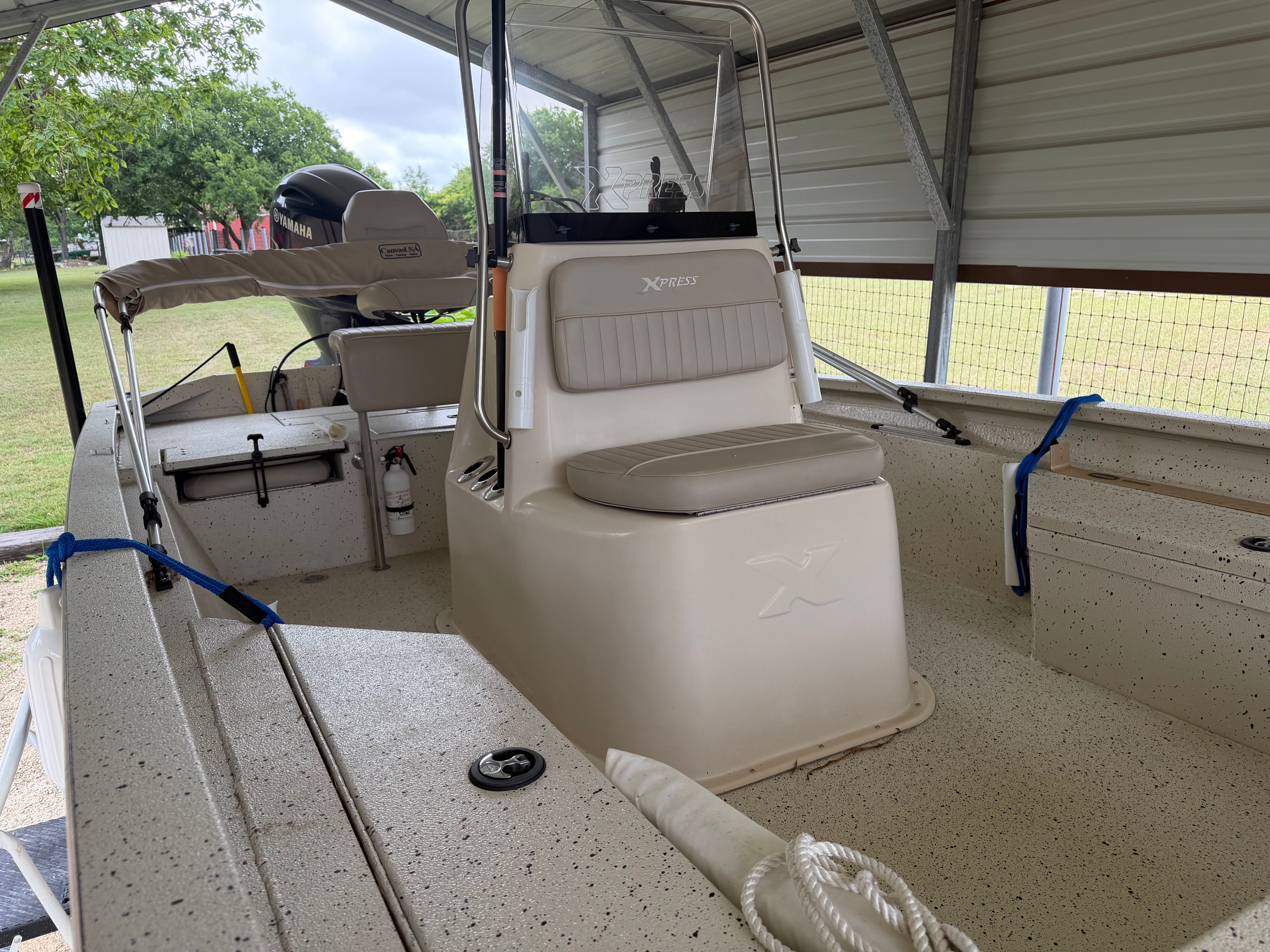 2017 Xpress H20B Bay - 13