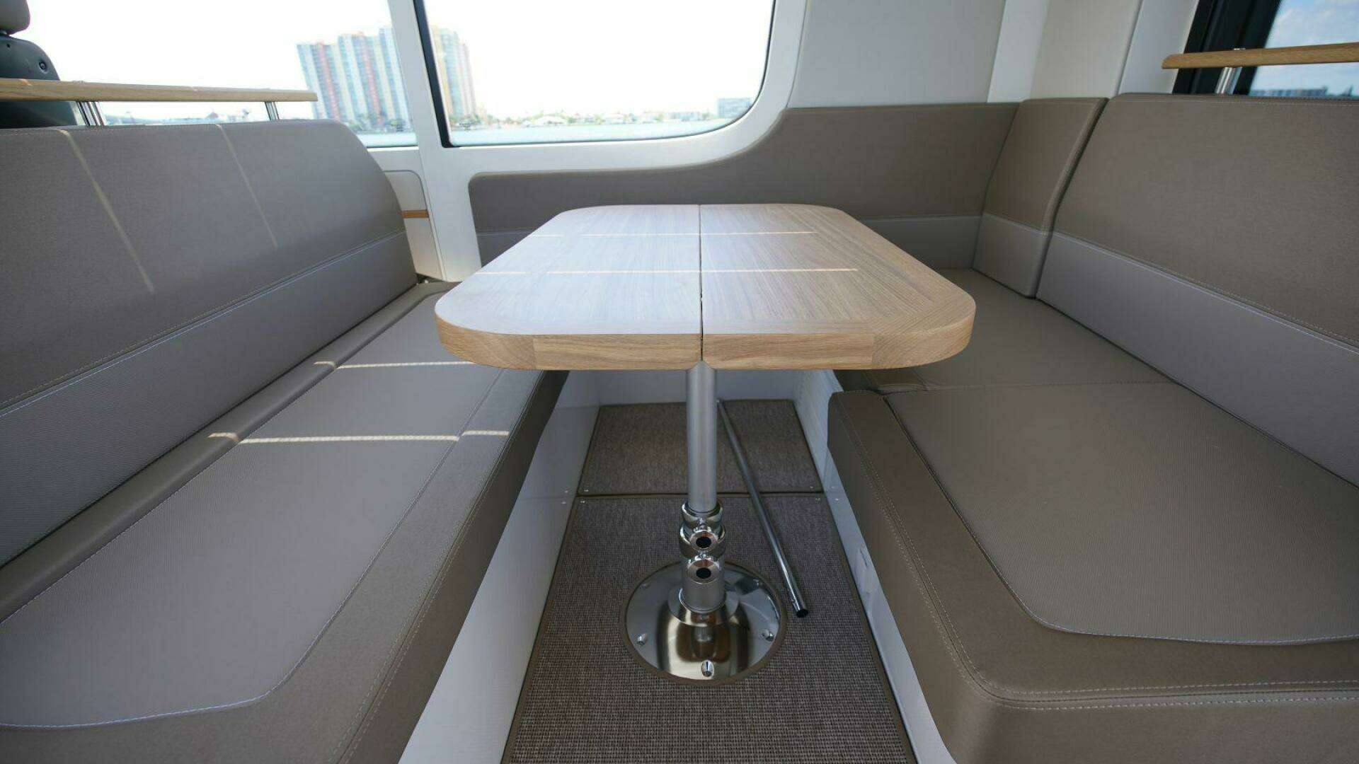 2024 Nimbus Commuter 11 - Image 23
