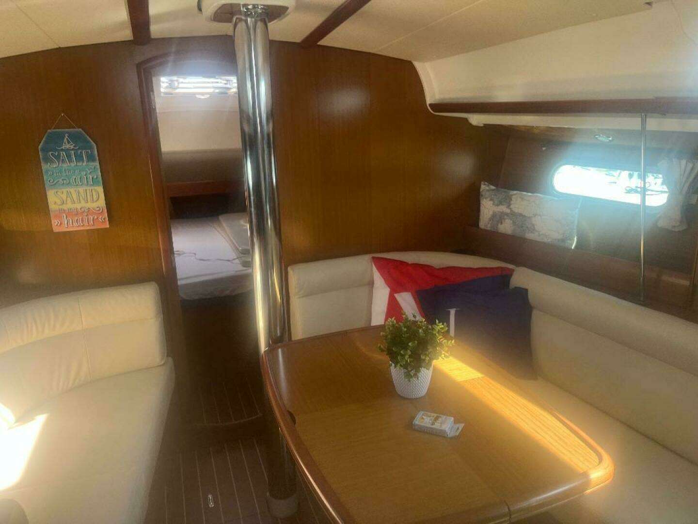 2007 Jeanneau — - Image 8