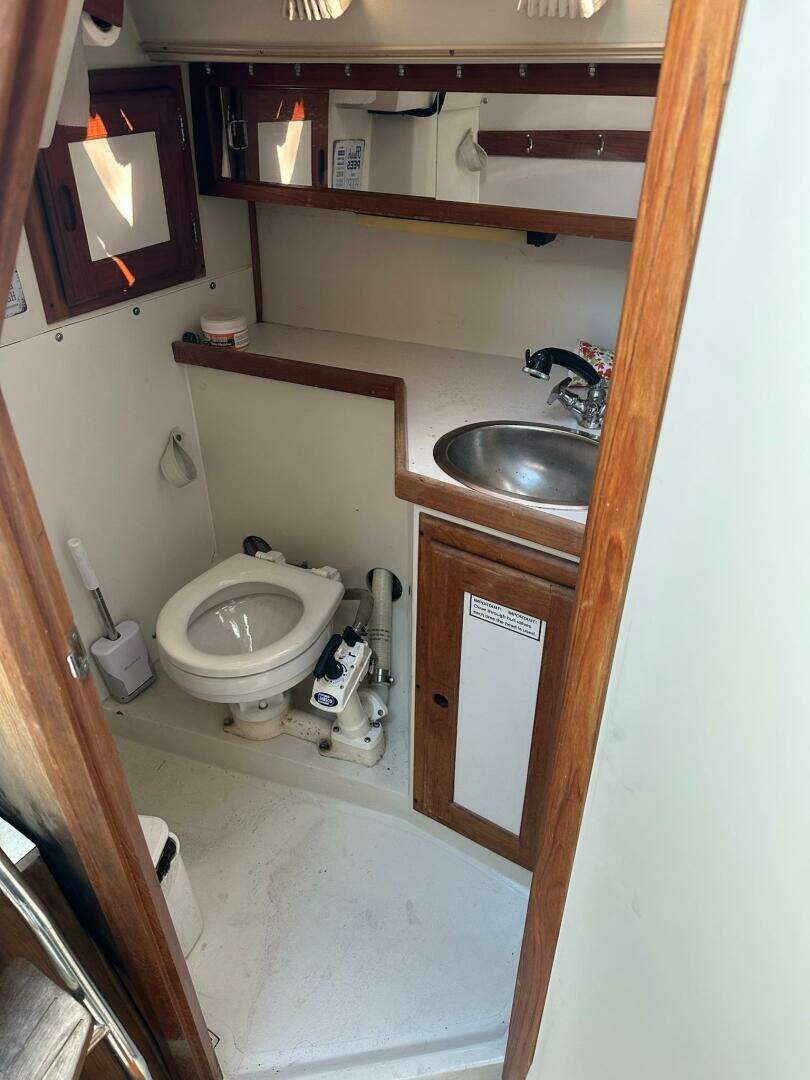 1991 Catalina 28 - Image 23