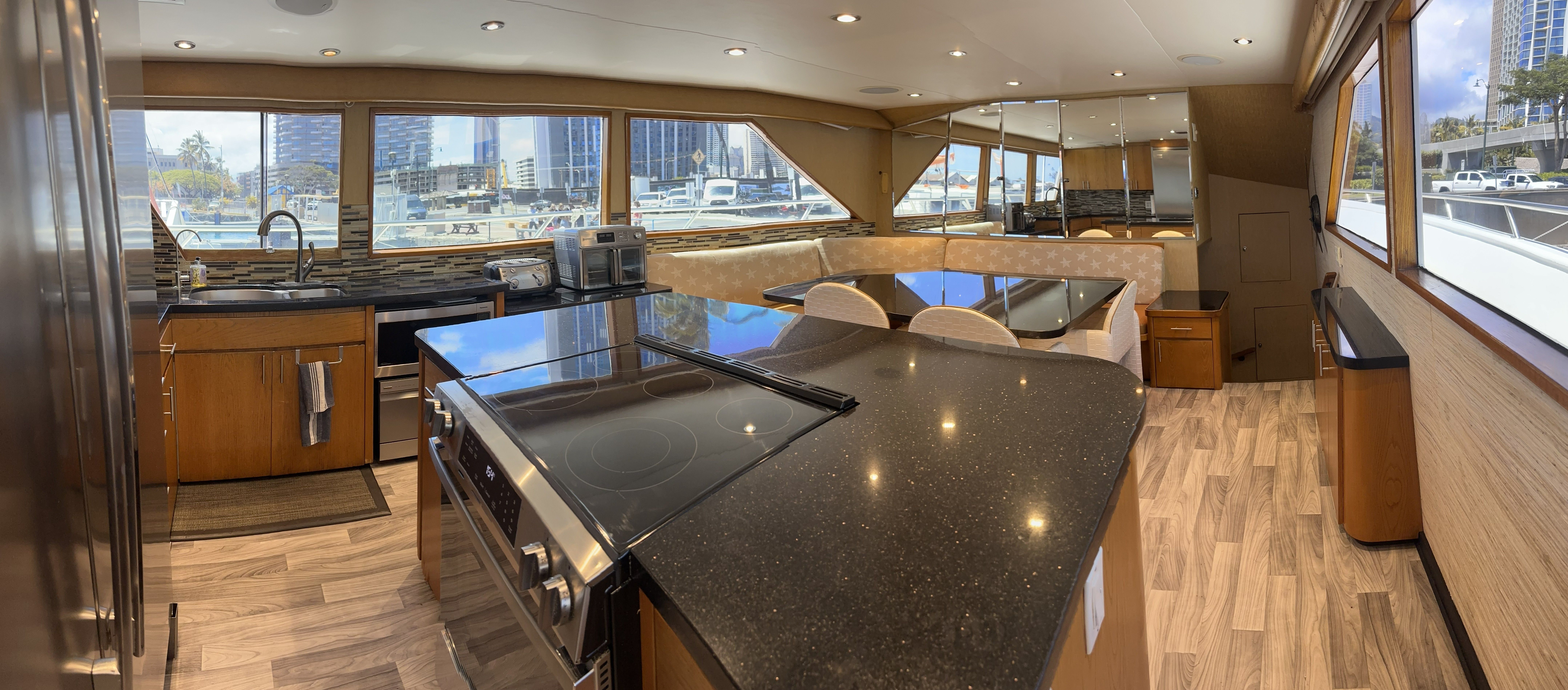 1986 Broward 94' Motor Yacht - 26