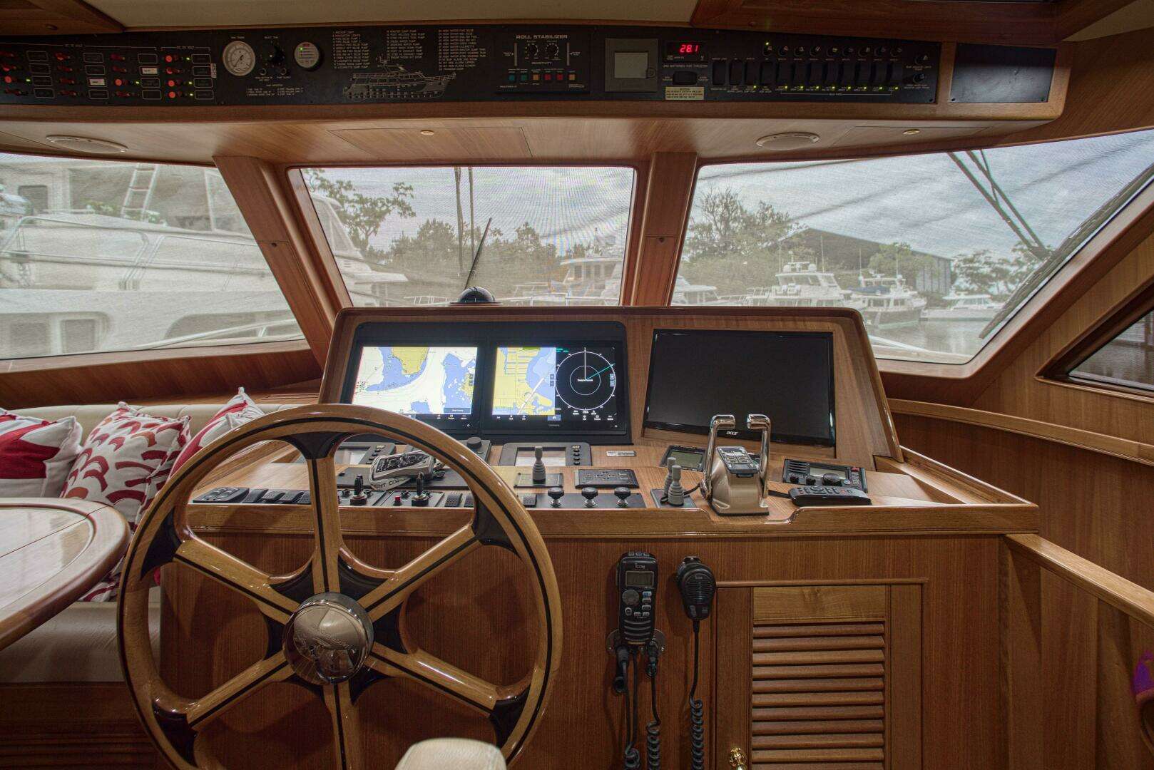 2011 Marlow Explorer 70E - Image 21