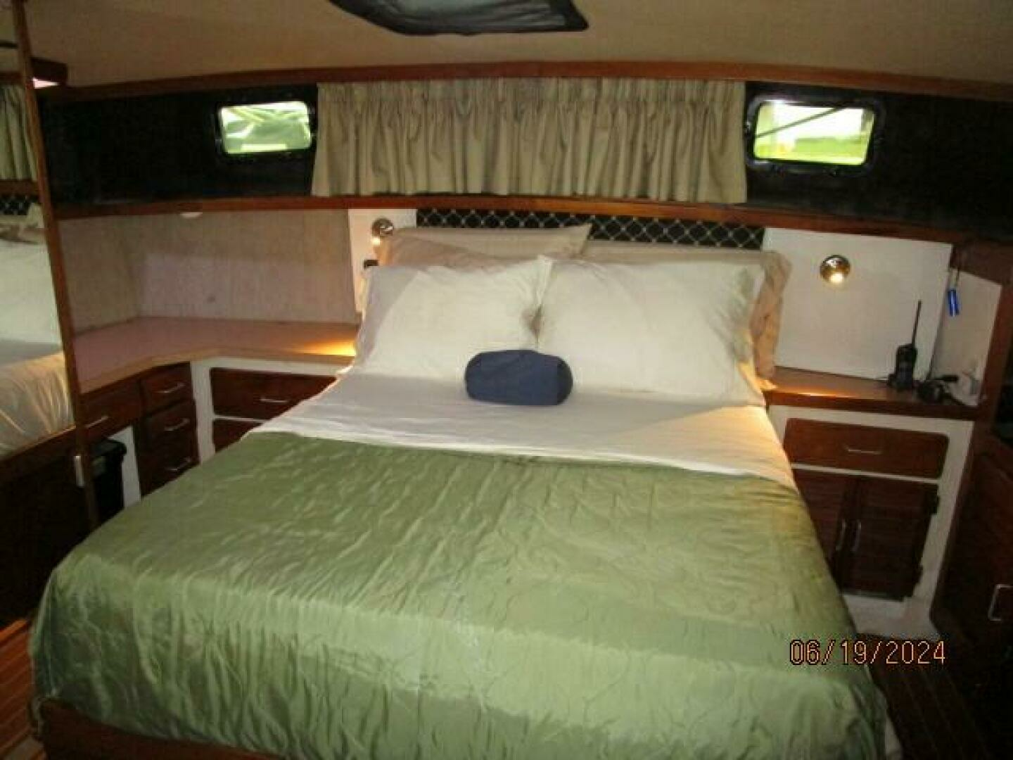 1984 Mainship 40DC - Image 47