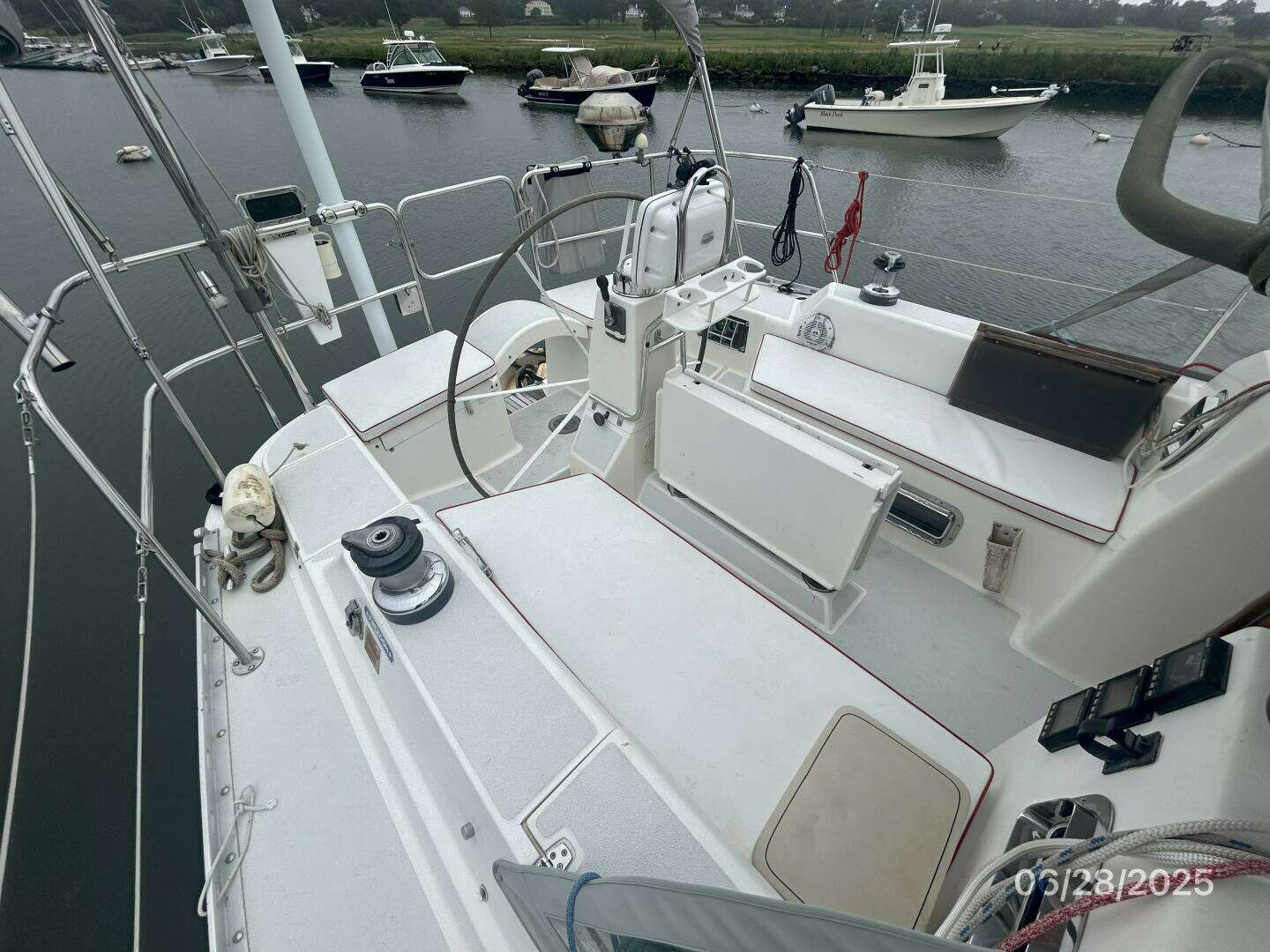 1995 Freedom 40/40 - Image 27