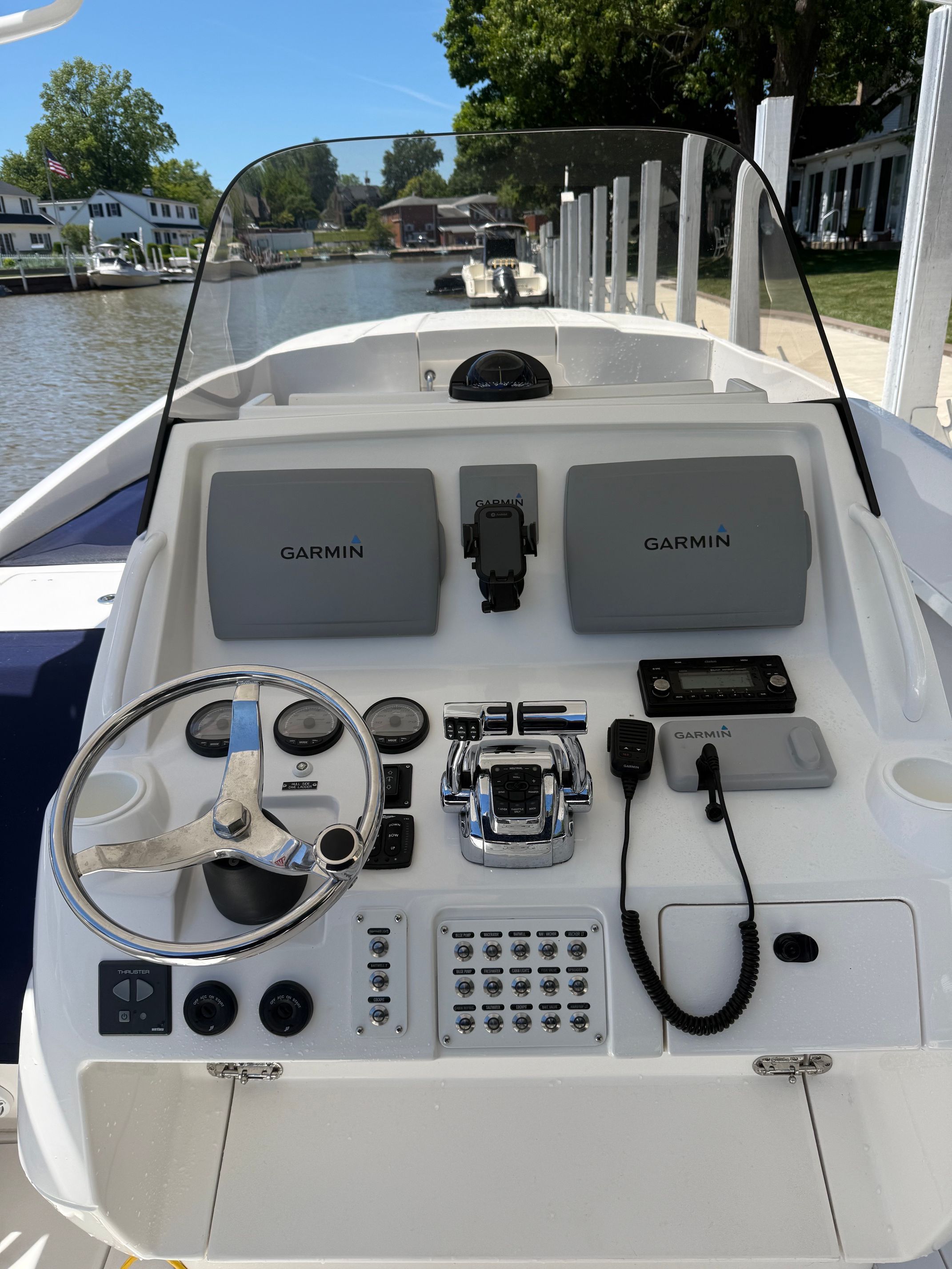 2012 Intrepid 327 Cuddy - 5