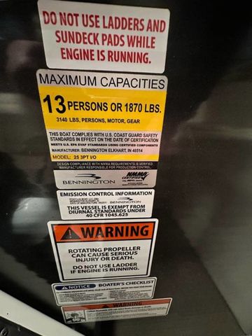 2013 Bennington 2575 RCW I/O - 13