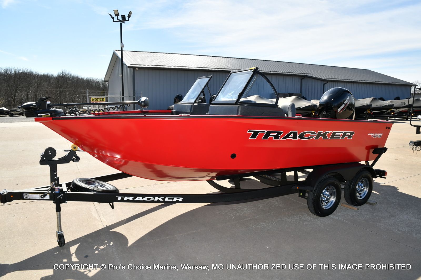 2026 Tracker Pro Guide V-175 WT w/150HP - 71