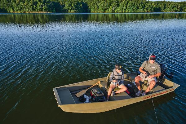 2026 Tracker Grizzly 12 Jon - 24
