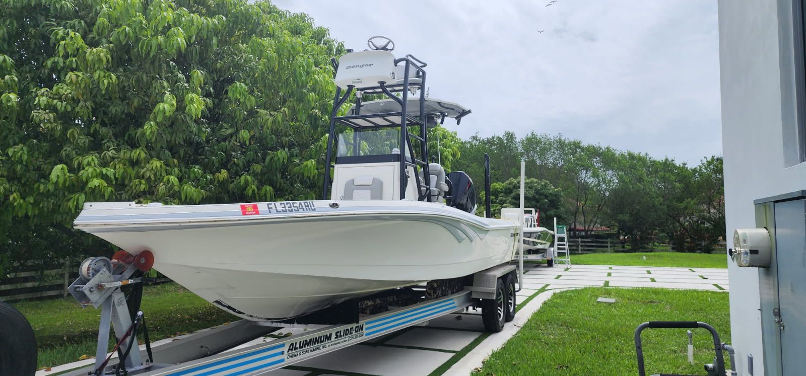 2019 Ranger 2510 Bay Ranger - 2