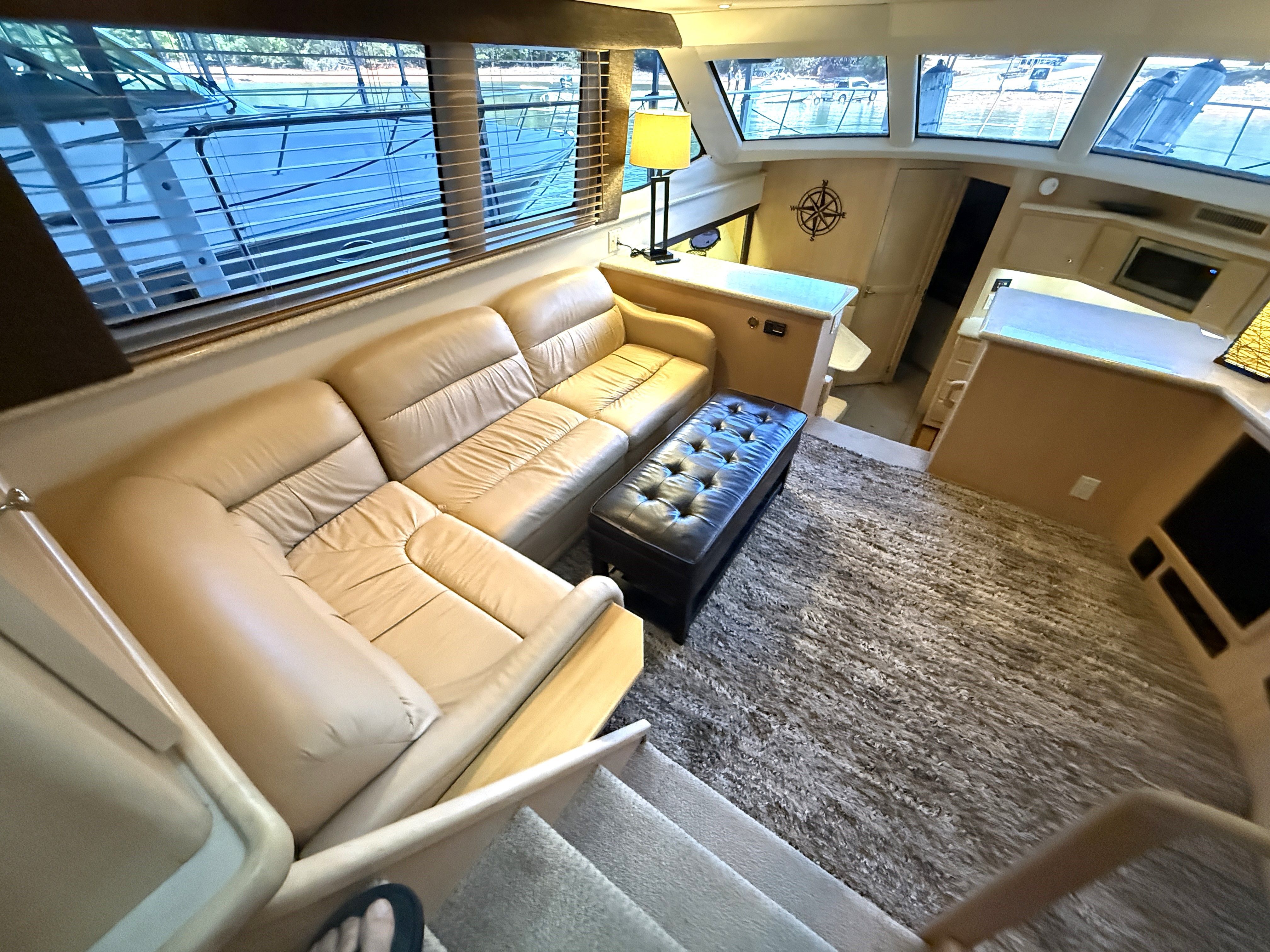 1999 Carver 406 - 20