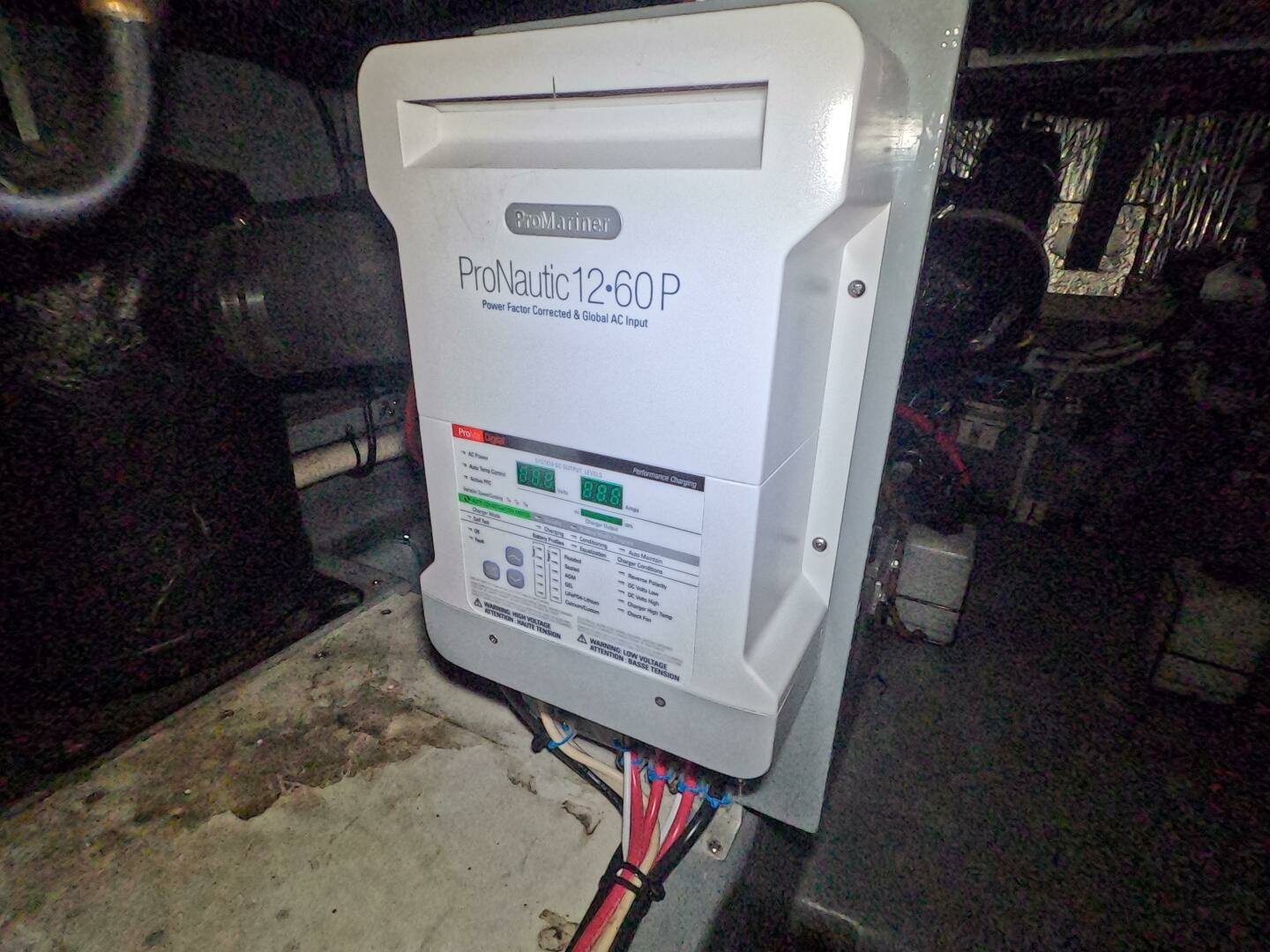 1995 Sea Ray 400 Express - Image 39