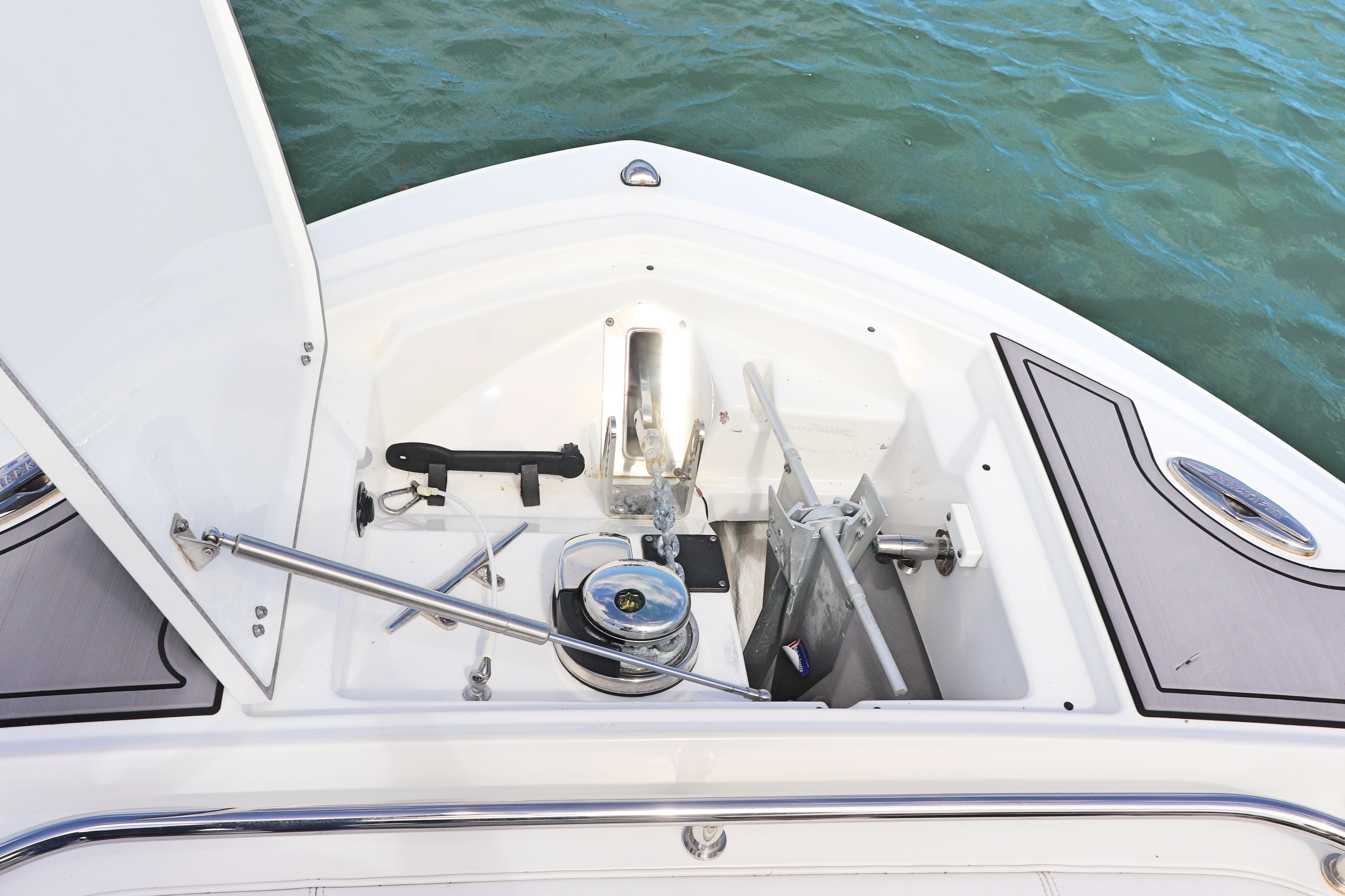 2022 Blackfin 252 CC - 22