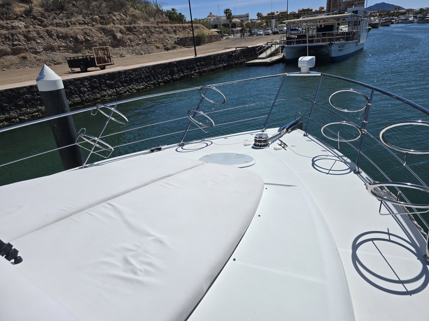 2001 Carver 570 Voyager Pilothouse - Image 7