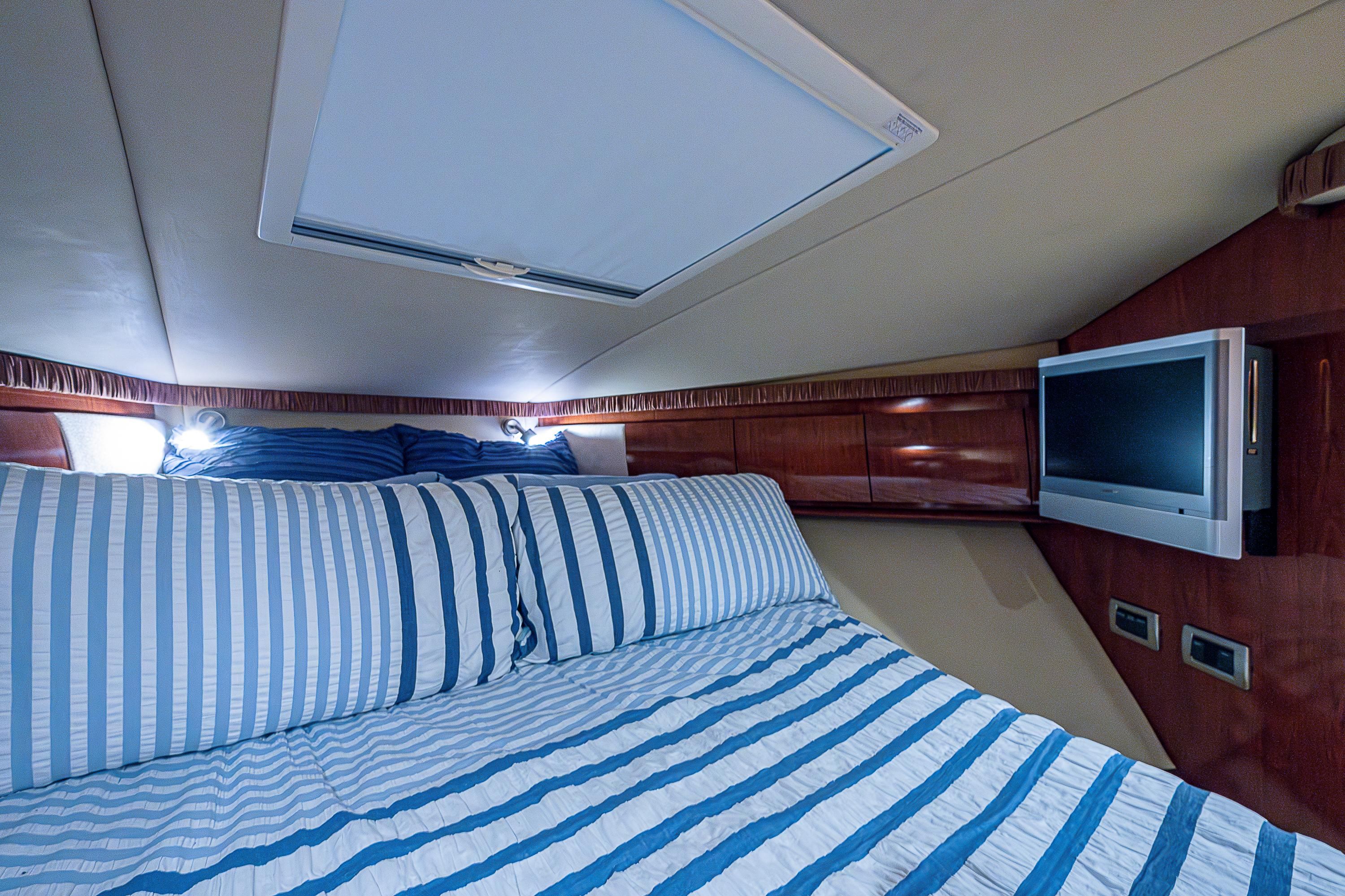 2006 Sea Ray 44 Sundancer - 9