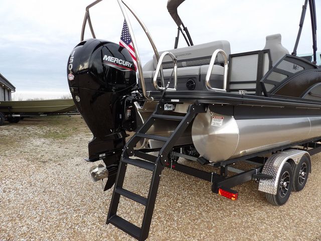 2026 Bennington M L-Bench 22 ML - 46