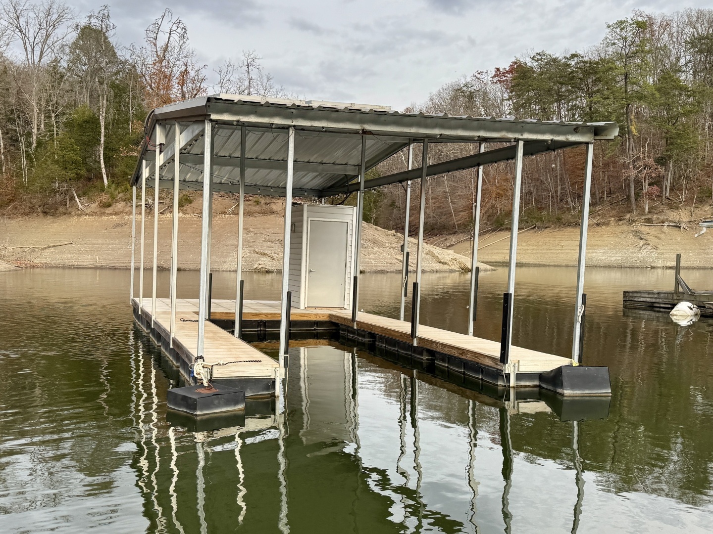 2022 Custom Premier Docks 16 x 40 Dock - Image 30