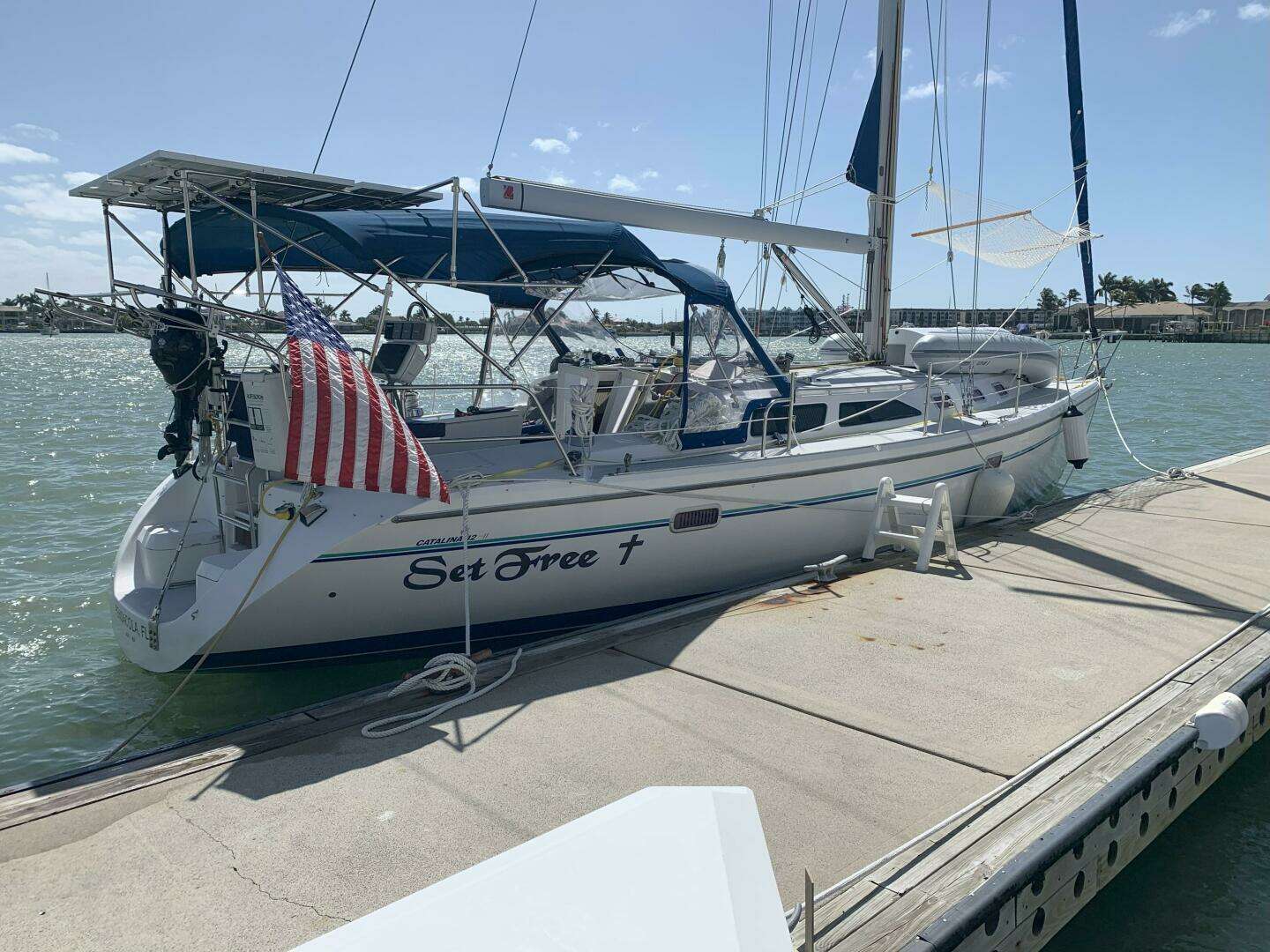 1995 Catalina 42 Mk II - Image 3