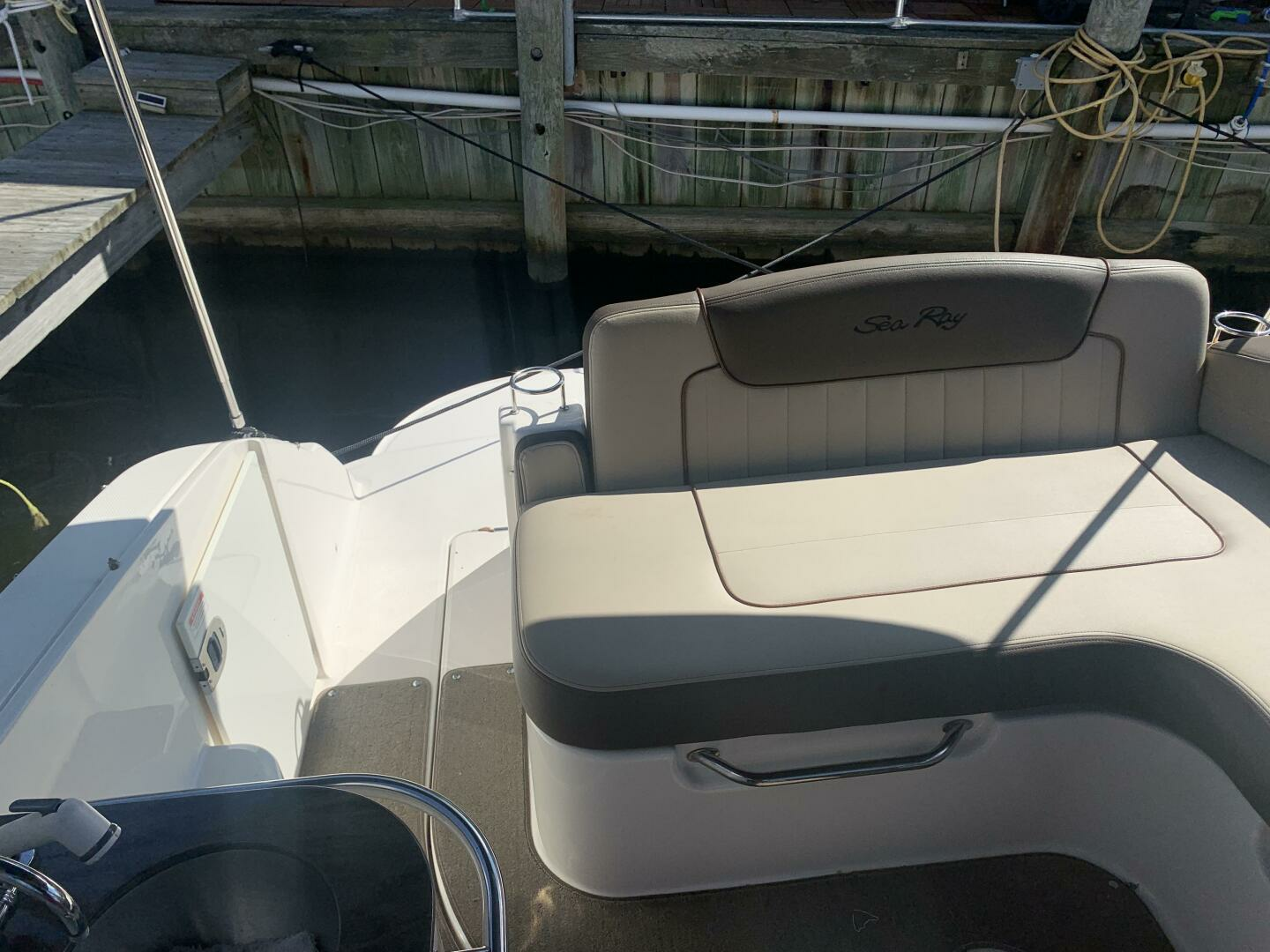2014 Sea Ray 280 Sundancer - Image 9