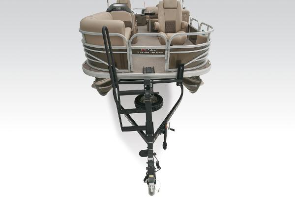 2023 Sun Tracker SportFish 20 DLX - 18