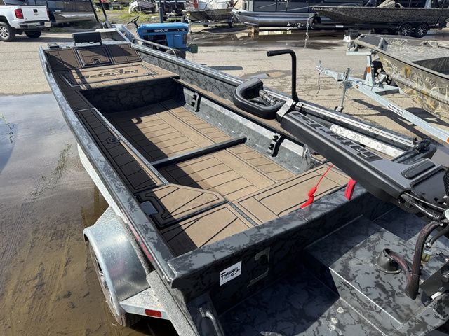 2024 Gator-tail 1750 Savage Mid deck - 9