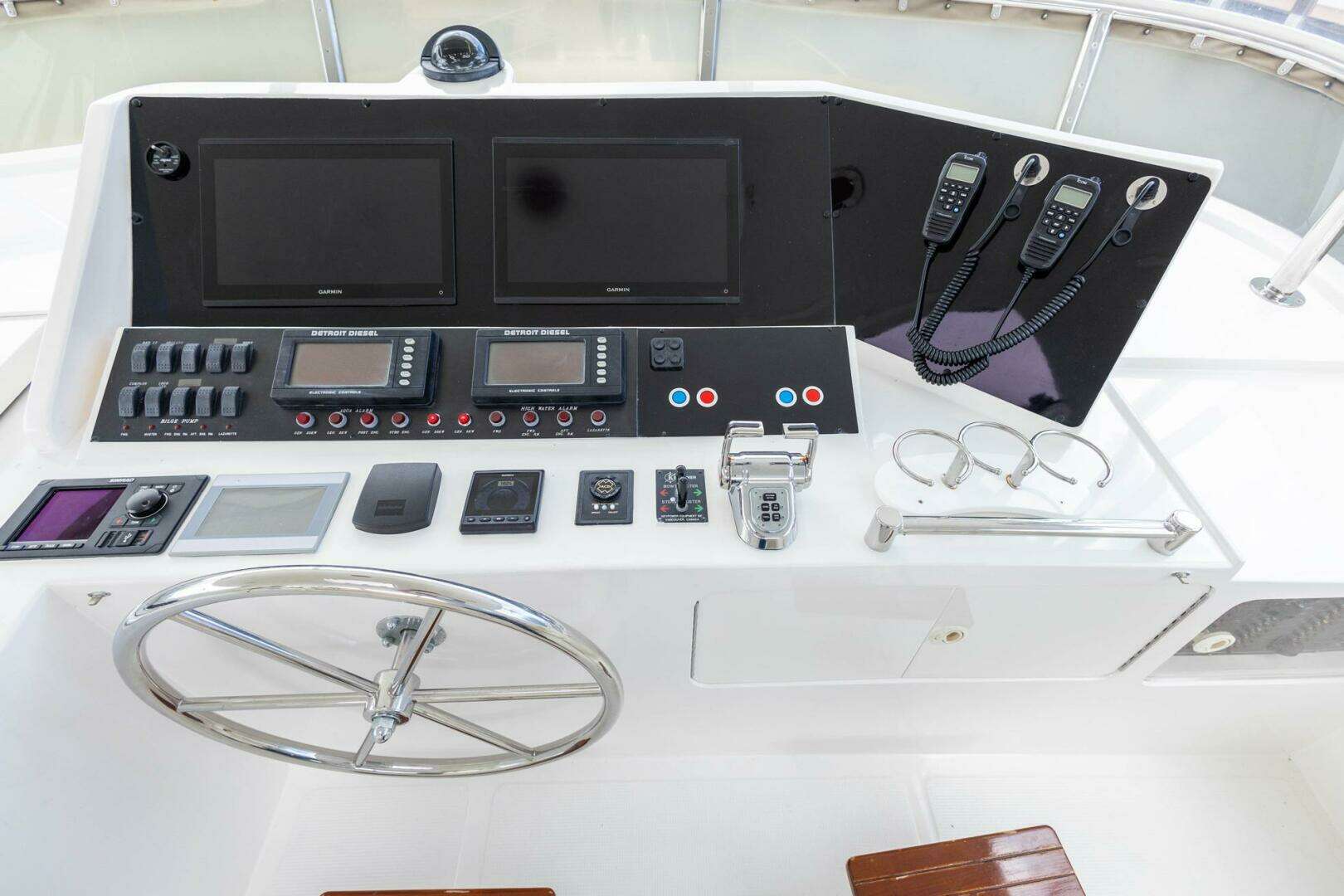 2005 Ocean Alexander Raised Pilothouse Flybridge Sedan - Image 26