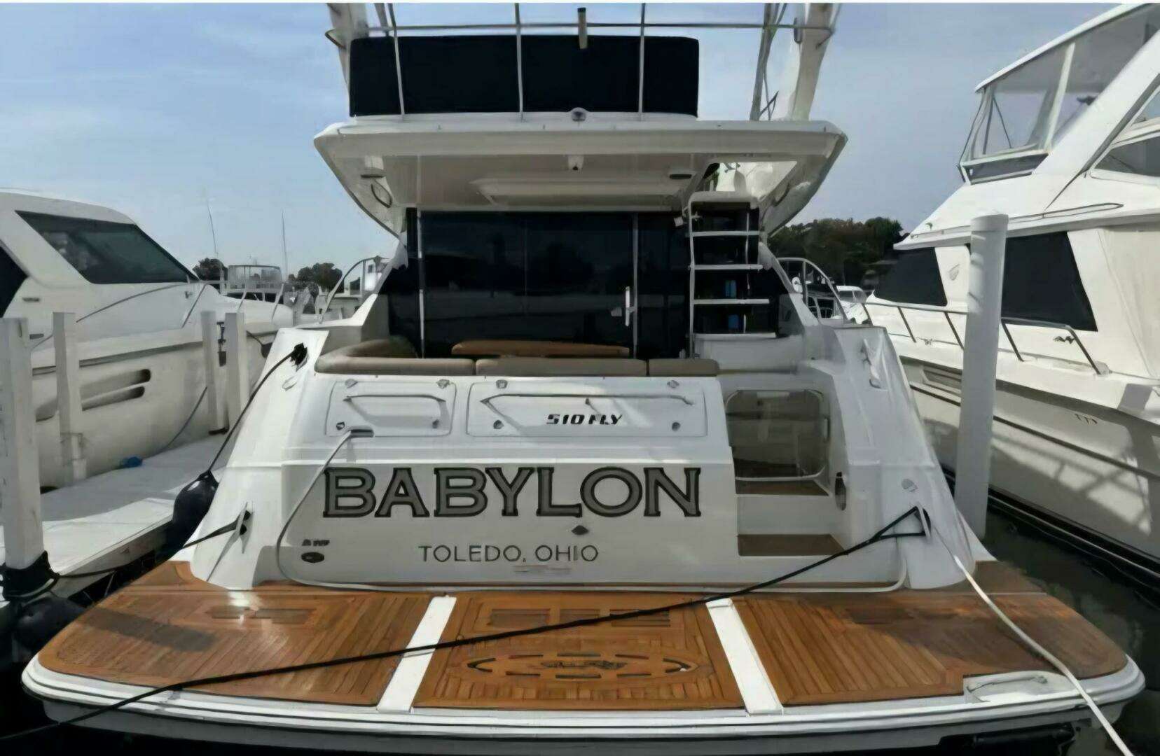 2017 Sea Ray 51 Fly - Image 2