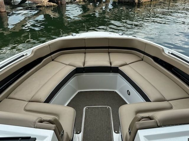2017 Sea Ray SLX 310 - 6