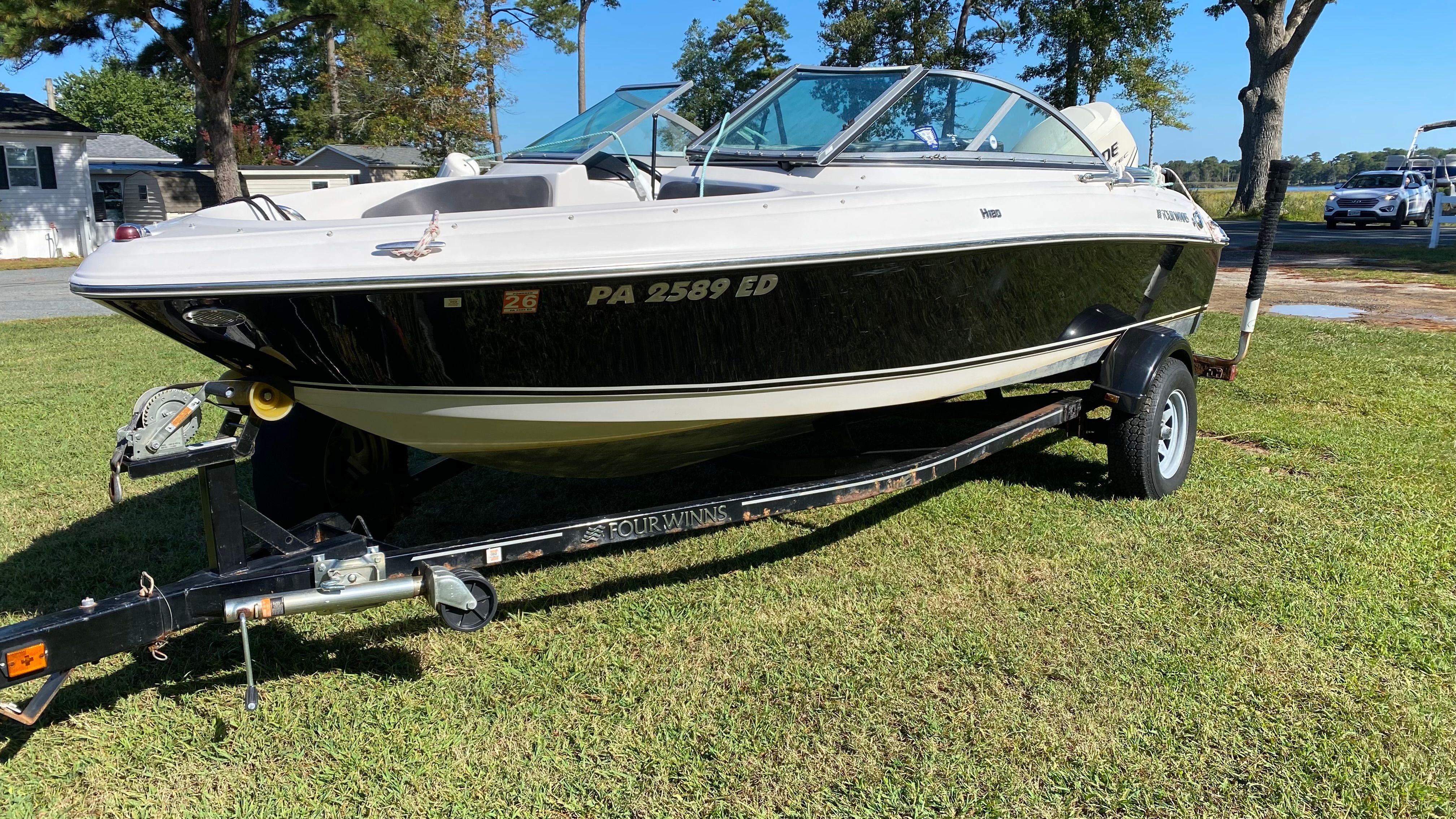 2012 Four Winns H180