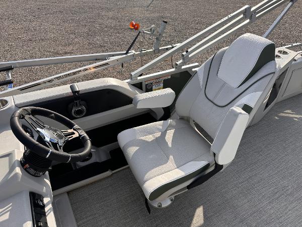 2025 Tahoe Pontoon LTZ Cruise Rear Bench driver's seat and steering wheel.