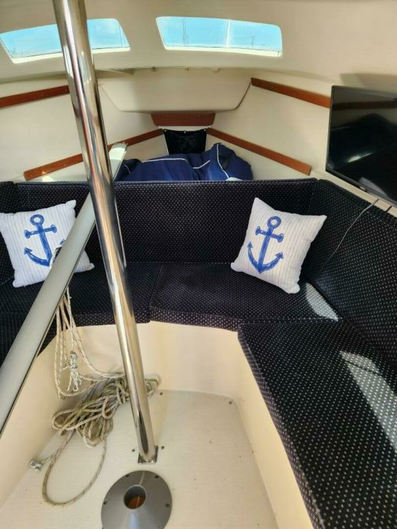2006 Catalina 250 mk2 - Image 25